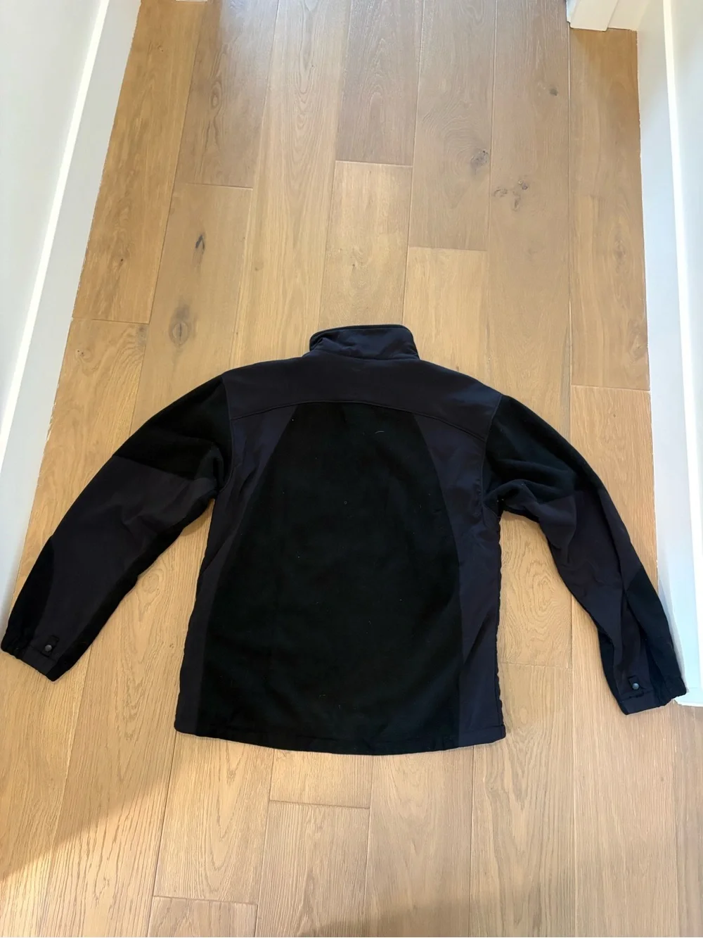 North Face Men’s Black Fleece Jacket
